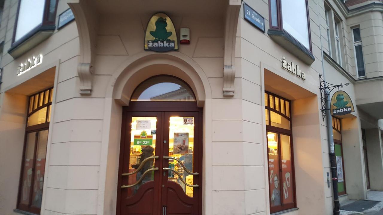 Apartament Poznan Luaran gambar